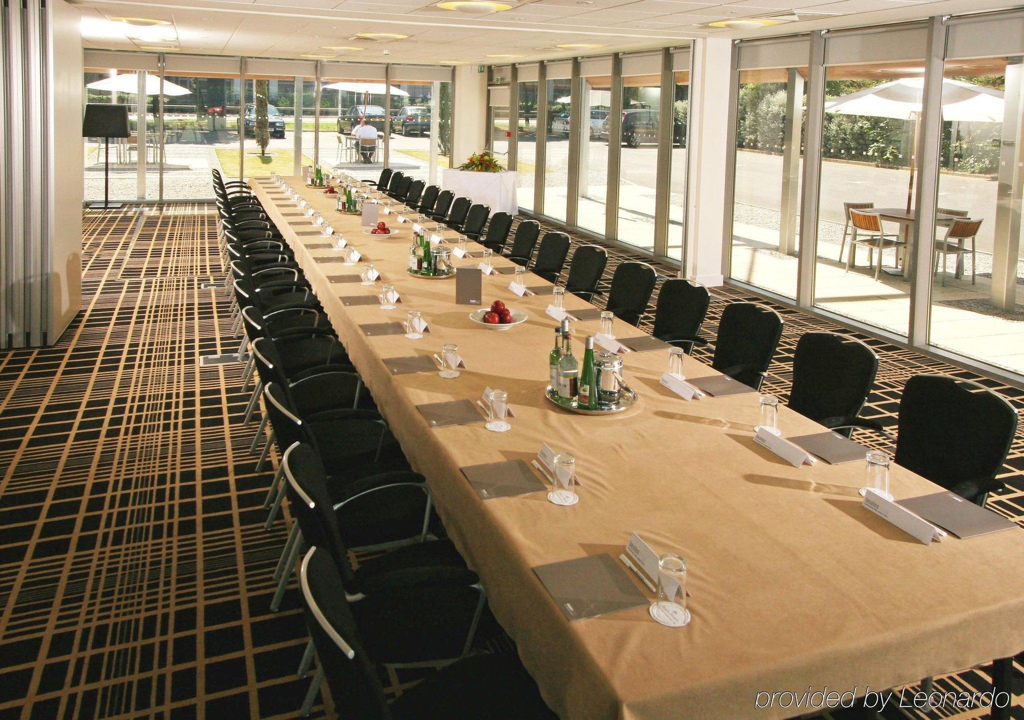 Beales Hotel Hatfield  Exterior foto