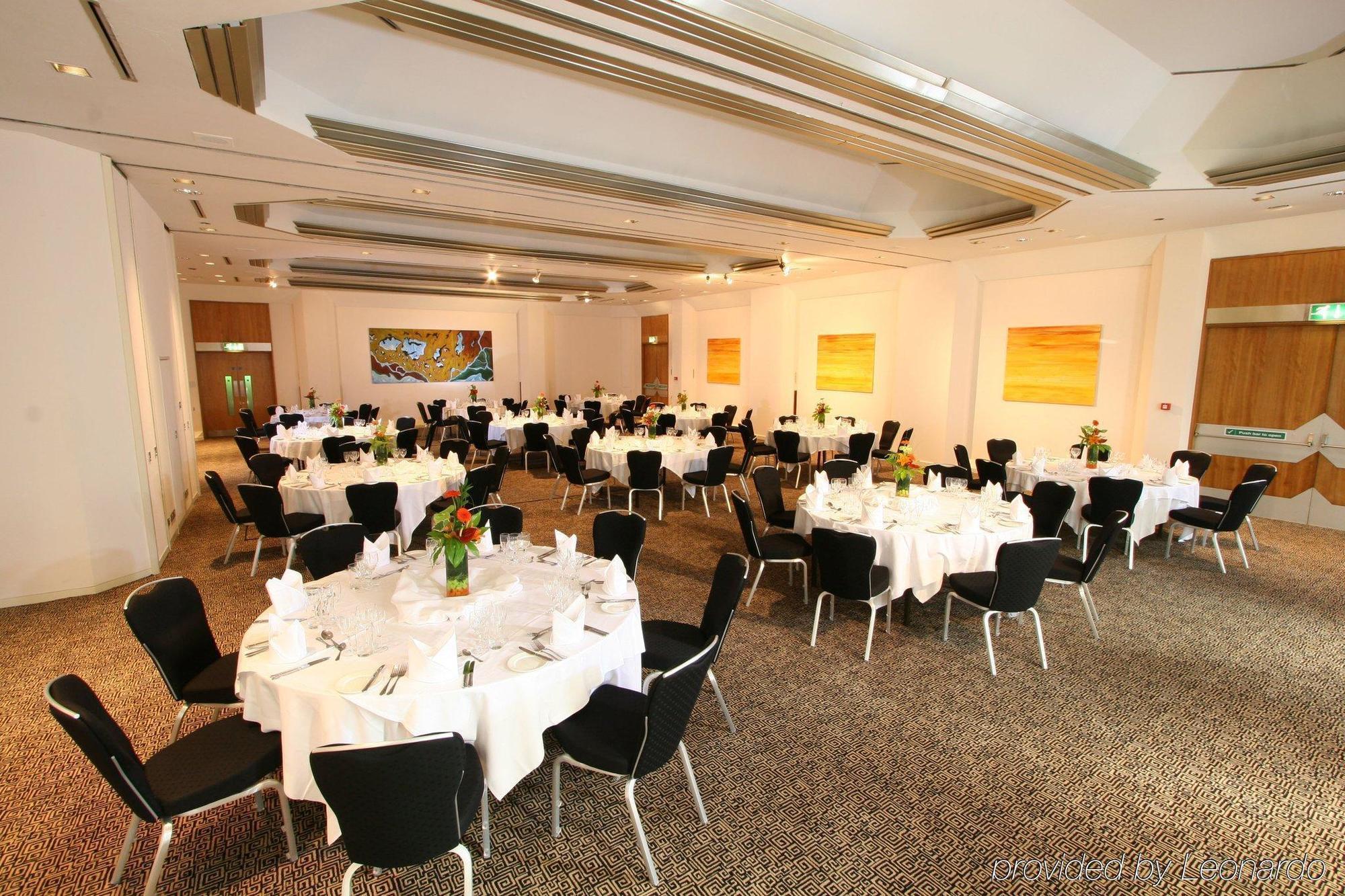 Beales Hotel Hatfield  Exterior foto